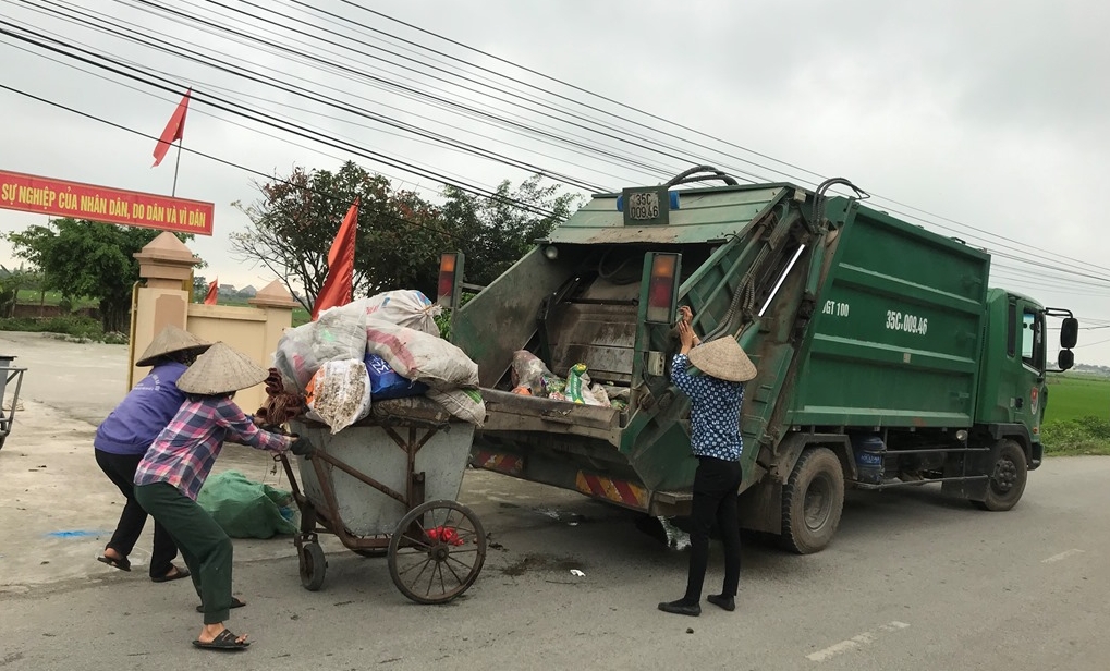 Dịch vụ xử lý thu gom rác thải, chất thải sinh hoạt